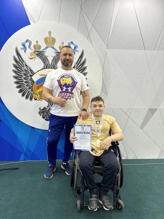 Пауэрлифтинг москва